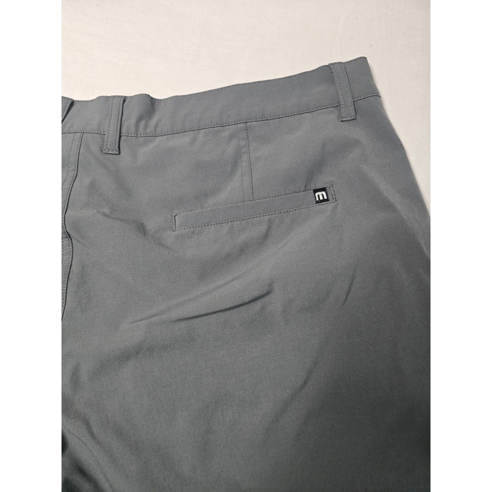 TravisMathew Beck Mens Gray Performance Golf Chino Shorts Size 40 Stretch - Picture 6 of 8